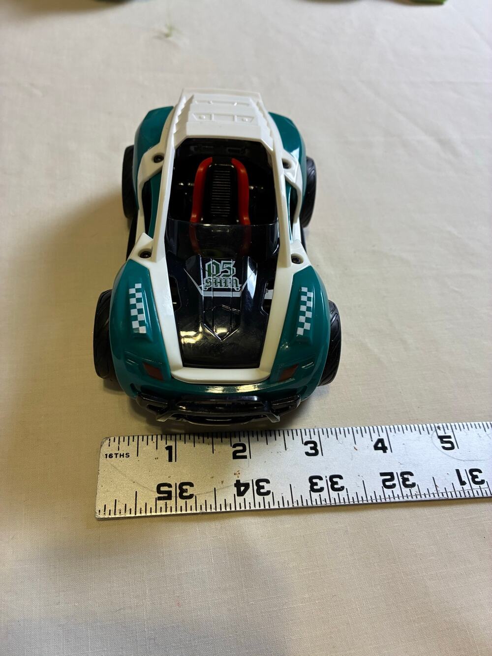 Toy Racing Car Green White Stunt Sports Car Friction Push Vehicle 6 Inch